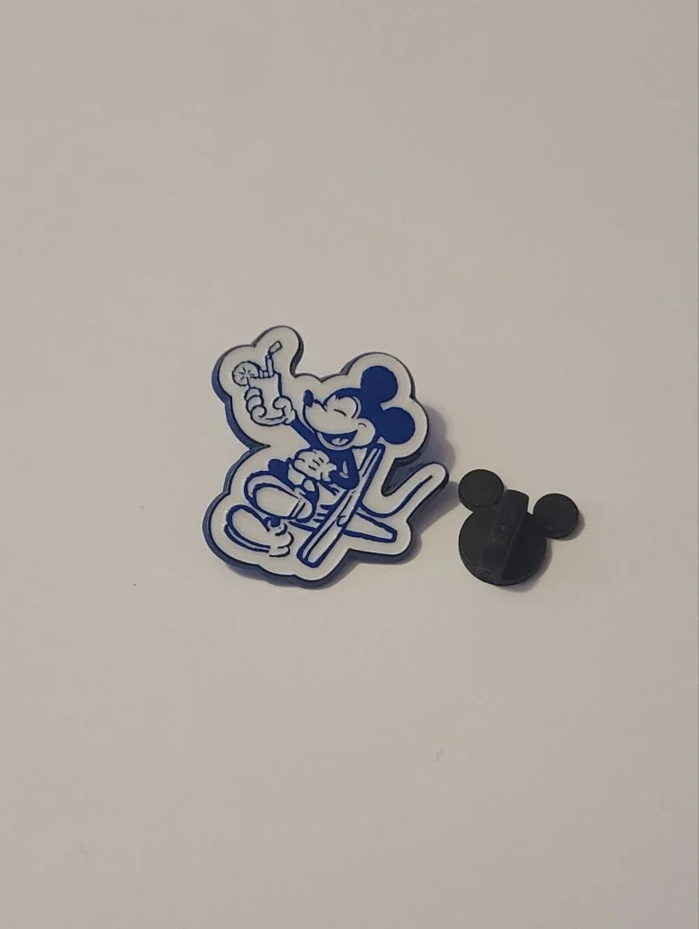 Disney Mickey Mouse Summer Blue Outline Pin